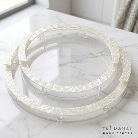 طقم صواني تقديم بإطار من الأكريليك بنمط رخامي ولون أبيض لؤلؤي